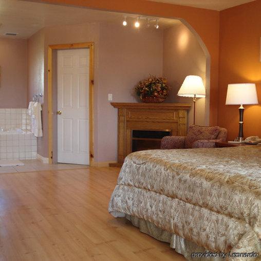 Coast Inn And Spa Fort Bragg Habitación foto
